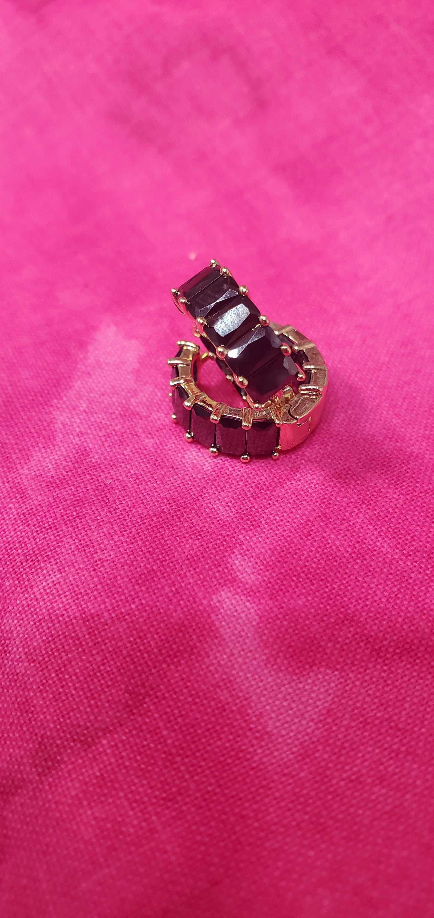 Aretes Huggie Hoop de Oro Laminado