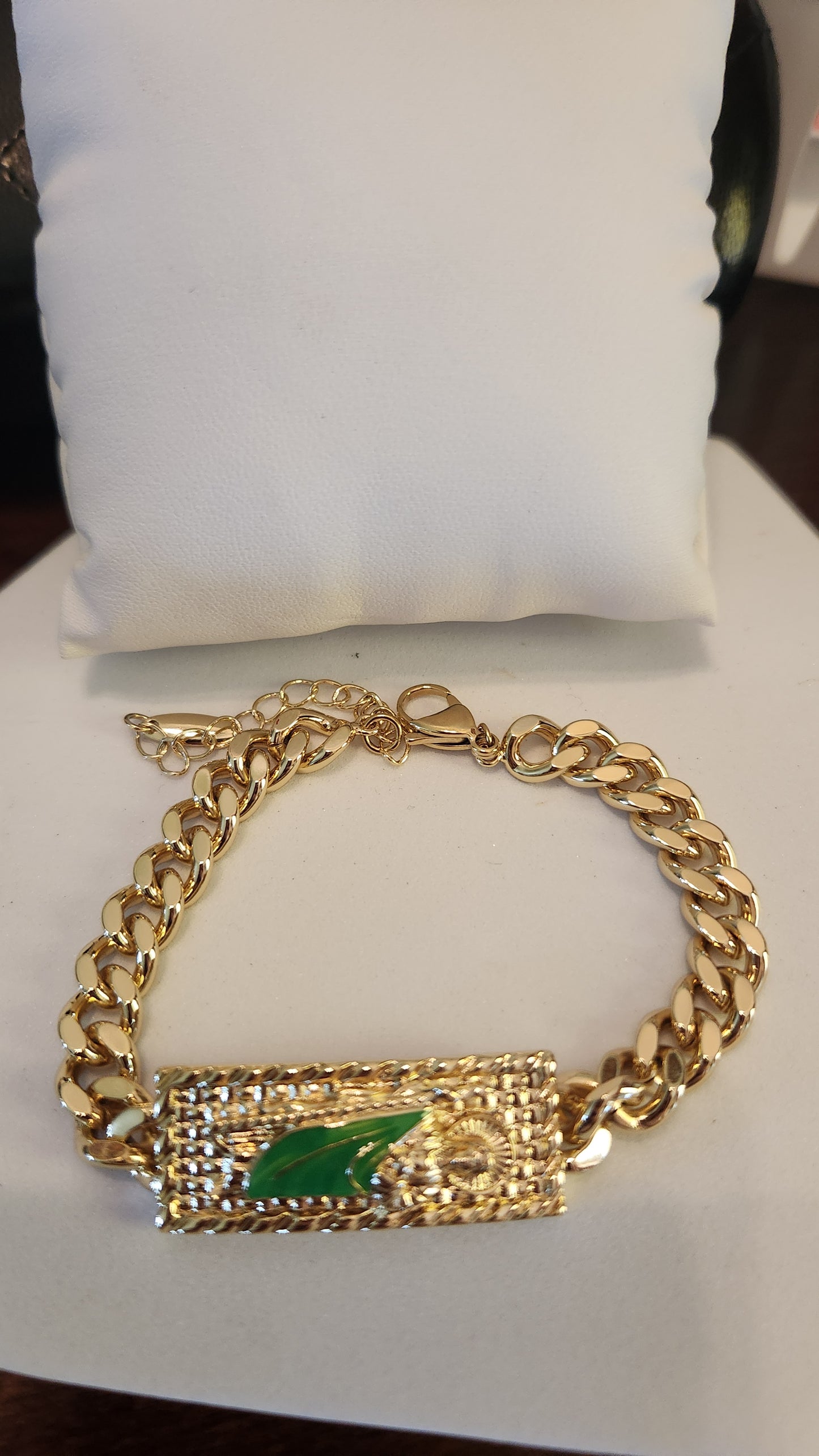 Cut Saint Jude Bracelet Emerald Green