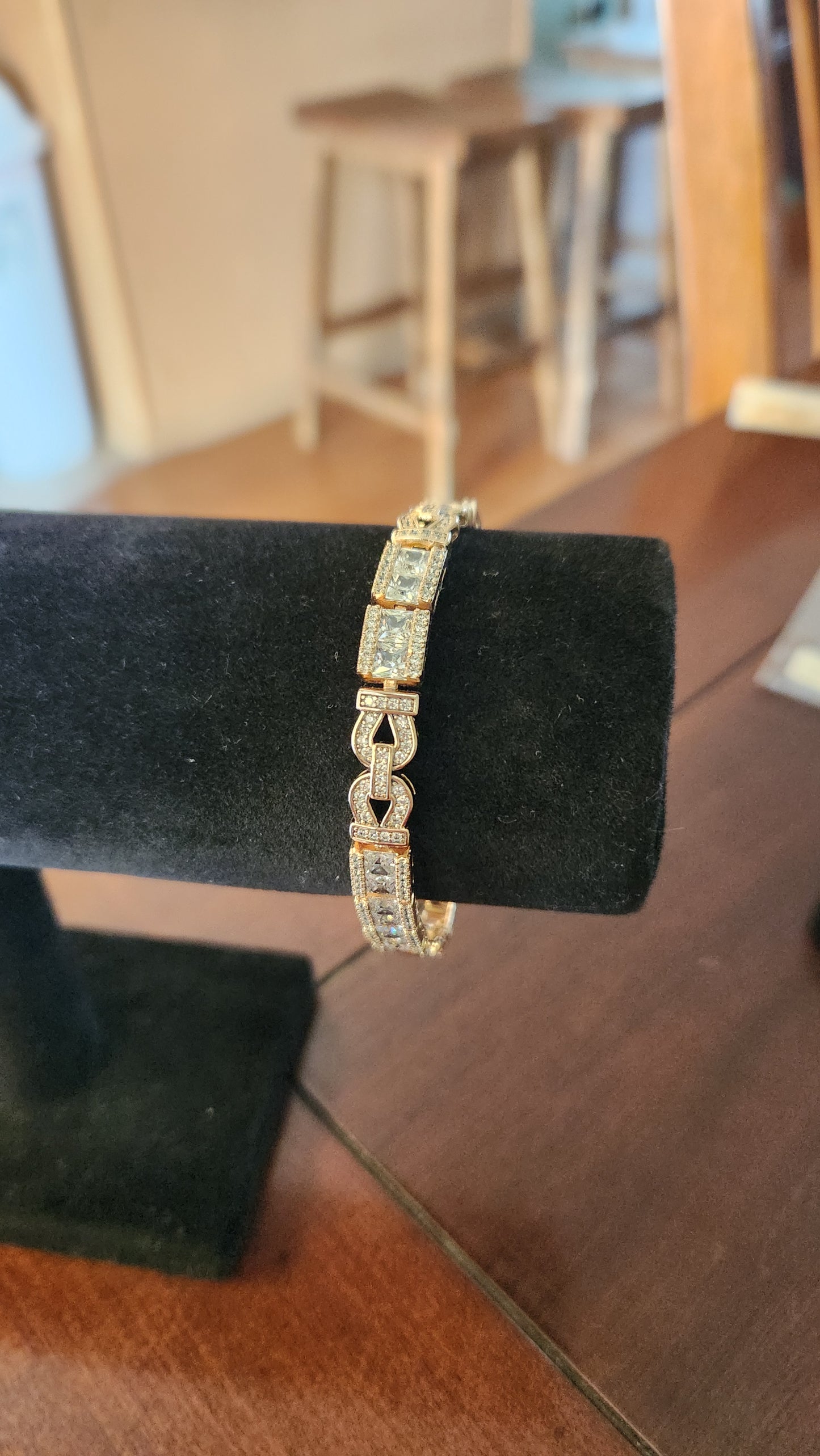 Rose Gold Looped Chain Bracelet