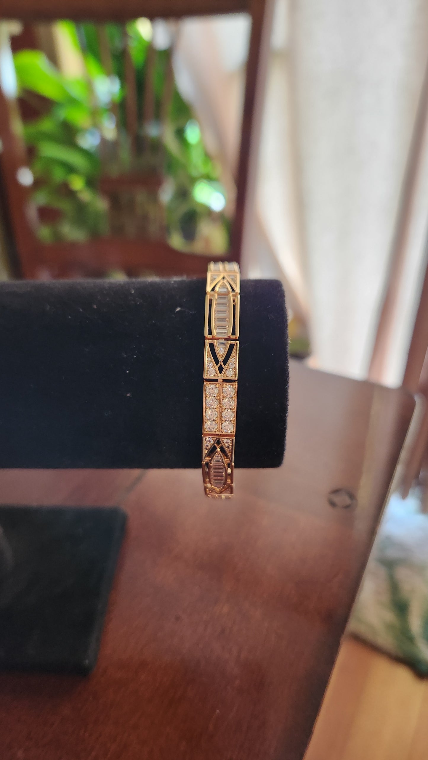 Rose Gold Lined Stone Bracelet